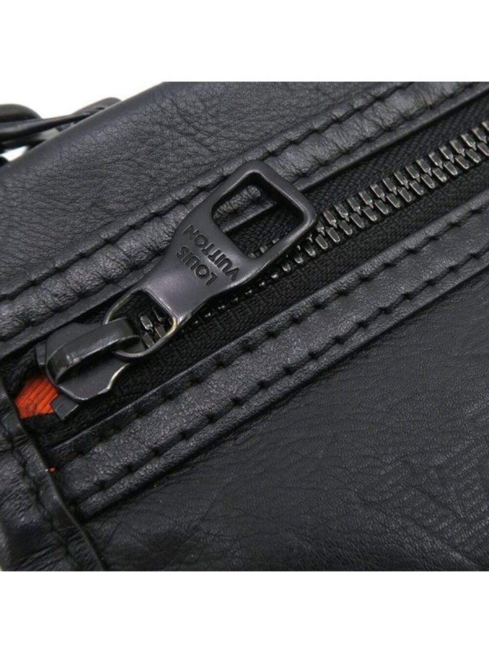 Louis Vuitton Shadow Flat Messenger Bag - Picture 7 of 9